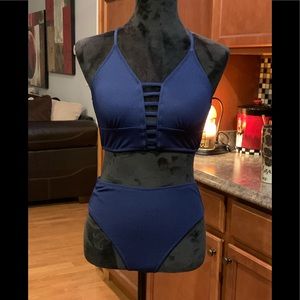 Navy Blue Two Piece Sz Med, High Waisted, No Tag, And New Never Worn But washed.